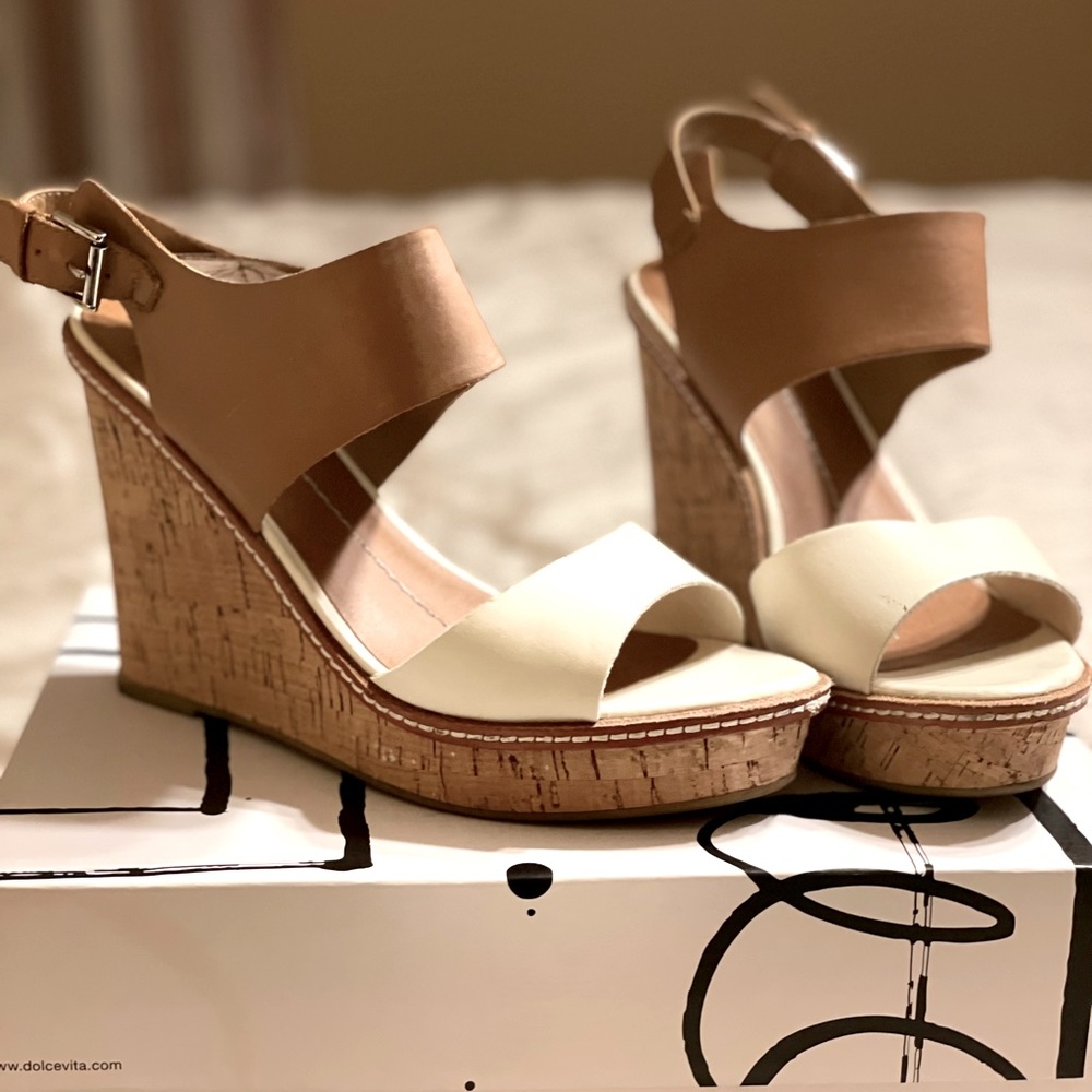 Tan and cream open toe wedges